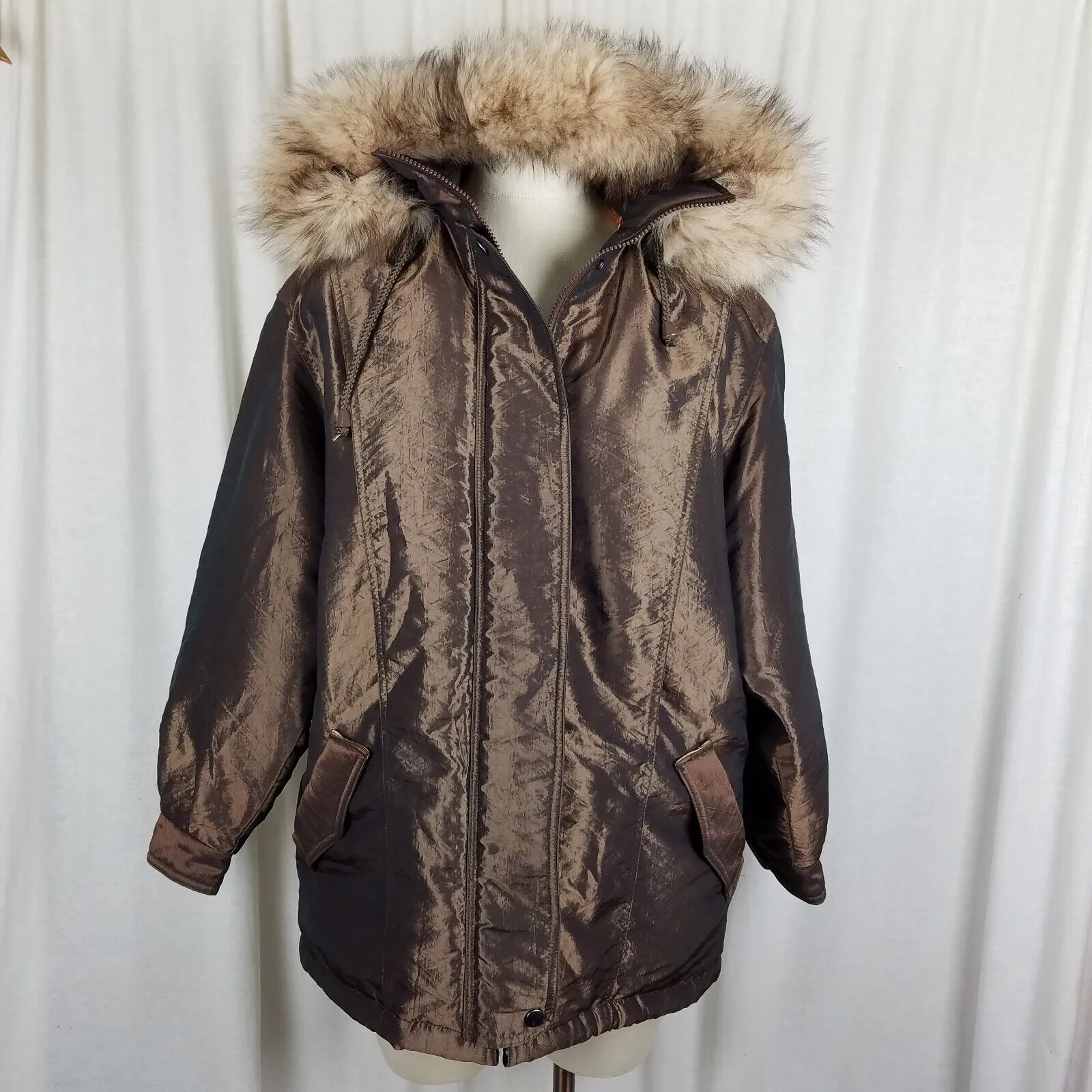 JG Hook Faux Fur Trim Hooded Winter Jacket Metallic Puffer Parka Womens size 6