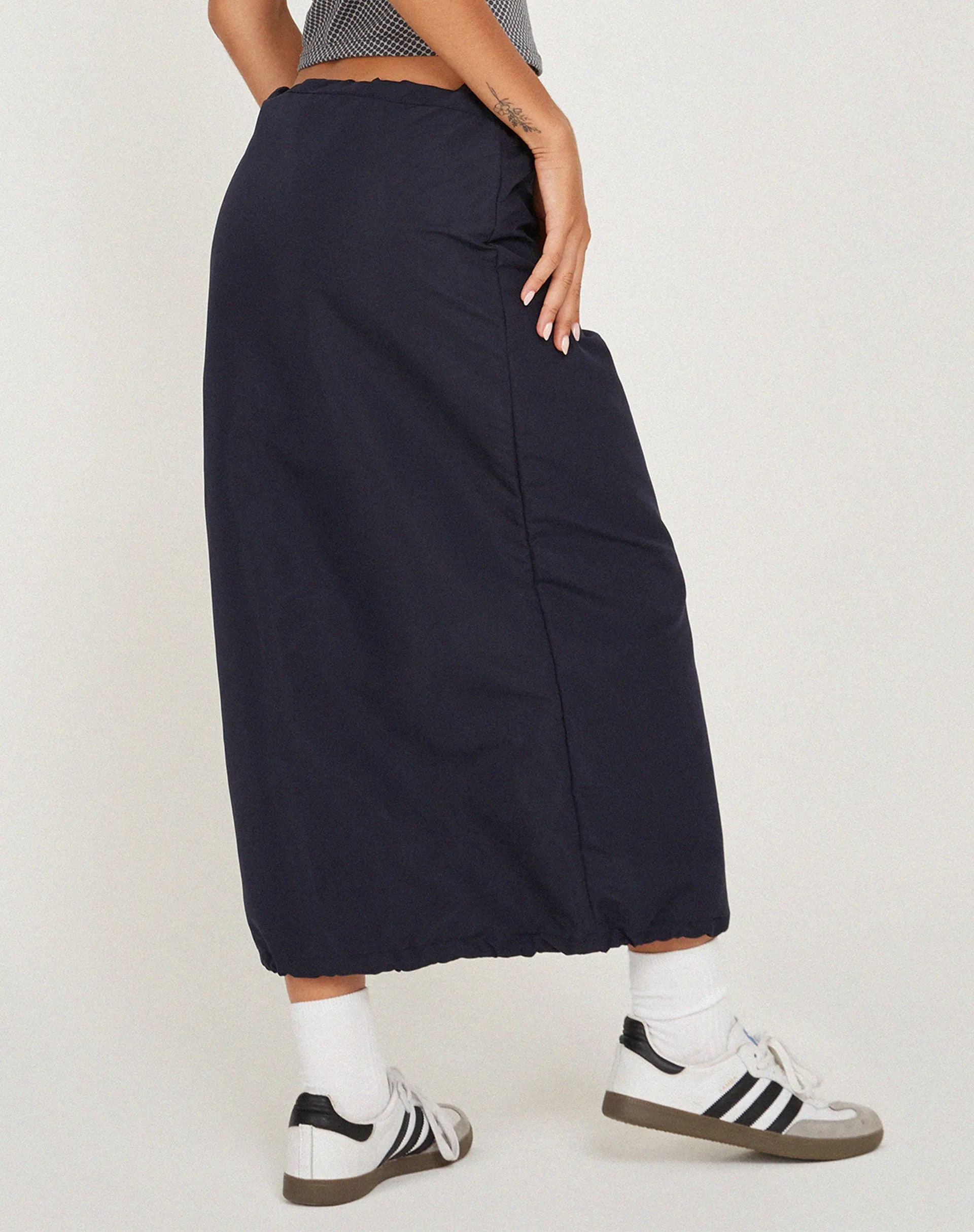 Kasao Midi Cargo Skirt in Navy