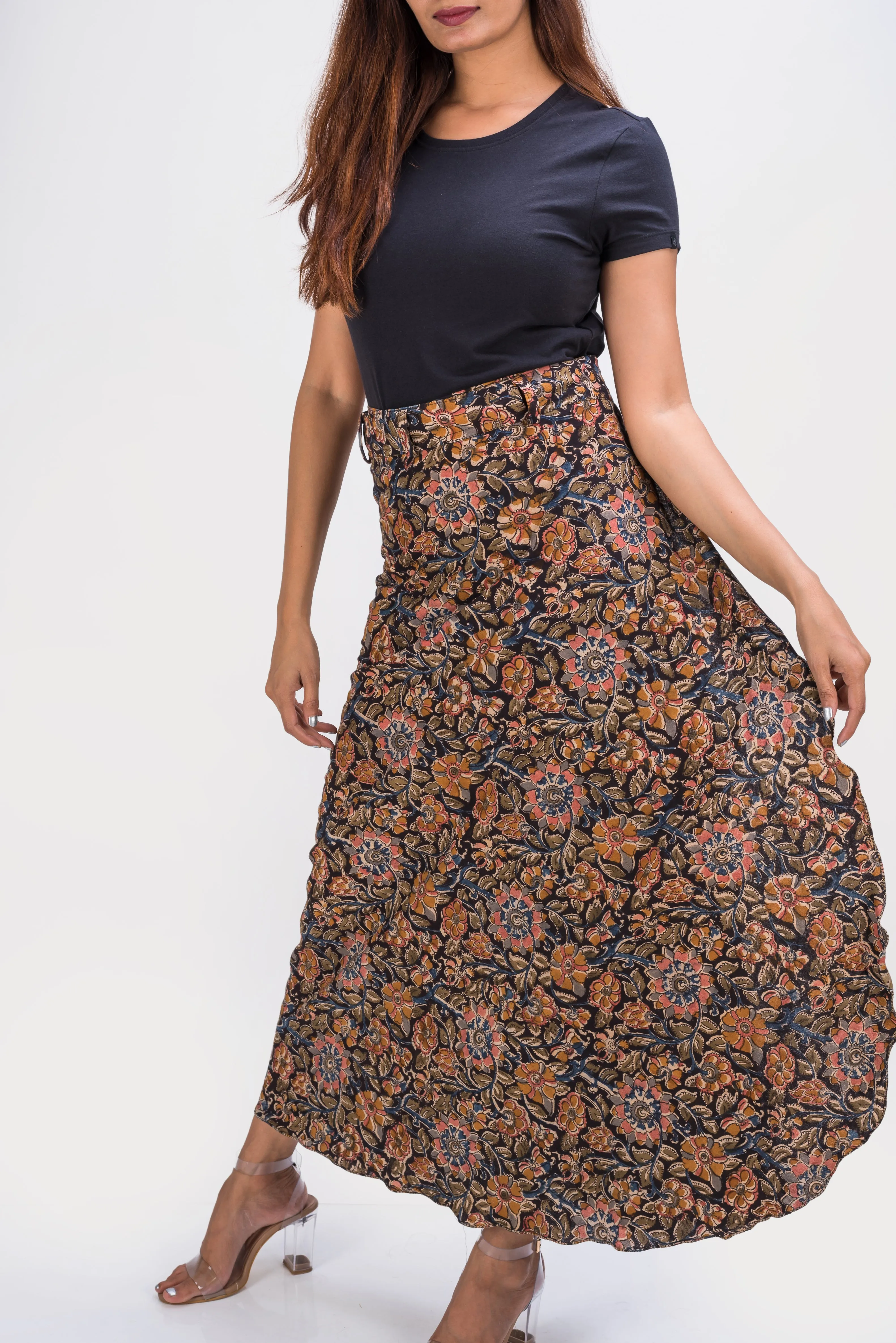 KK3010 Wrap Skirt (L/XL)- Flowers Black