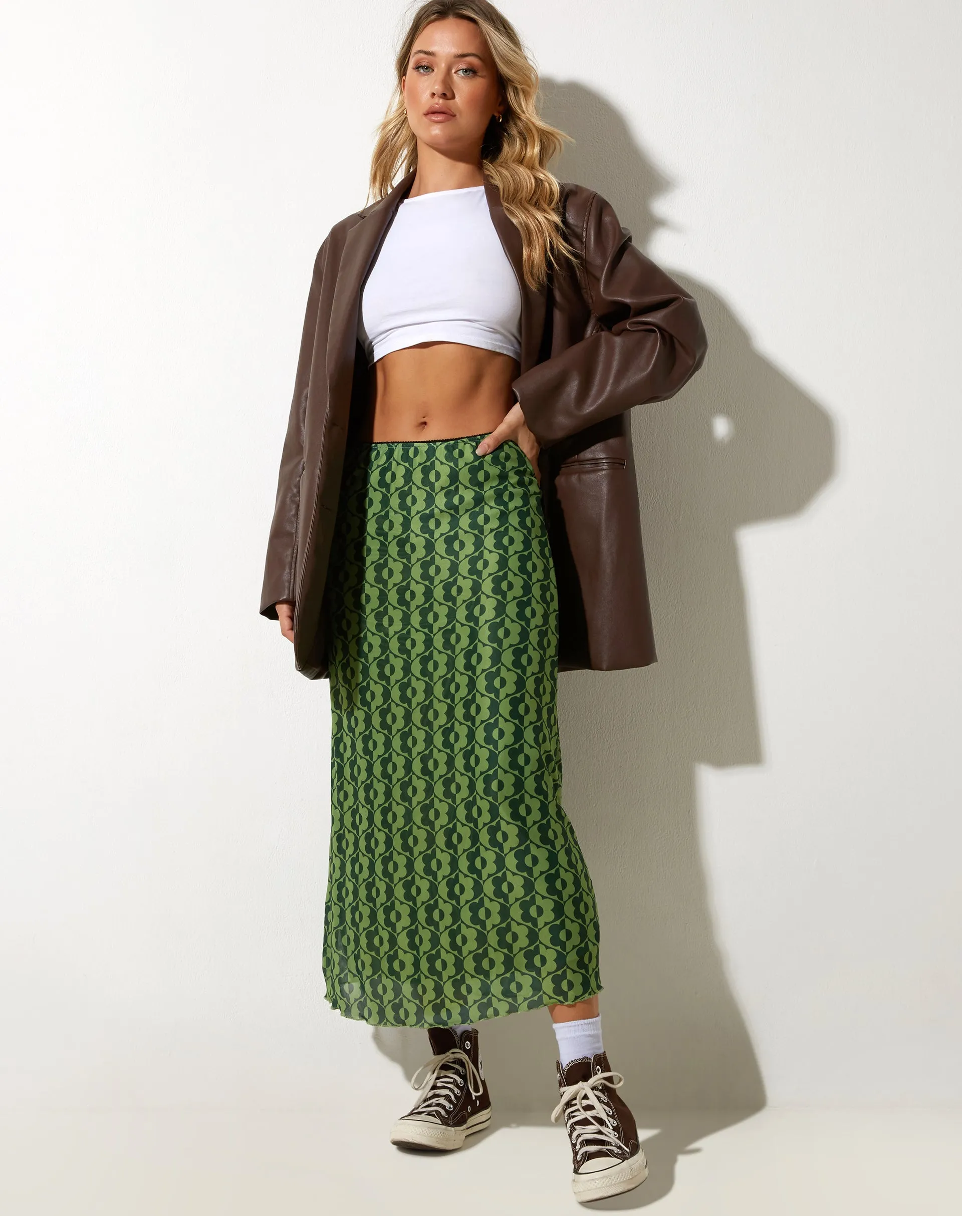 Lassie Midi Skirt in Wavy Daisy Green