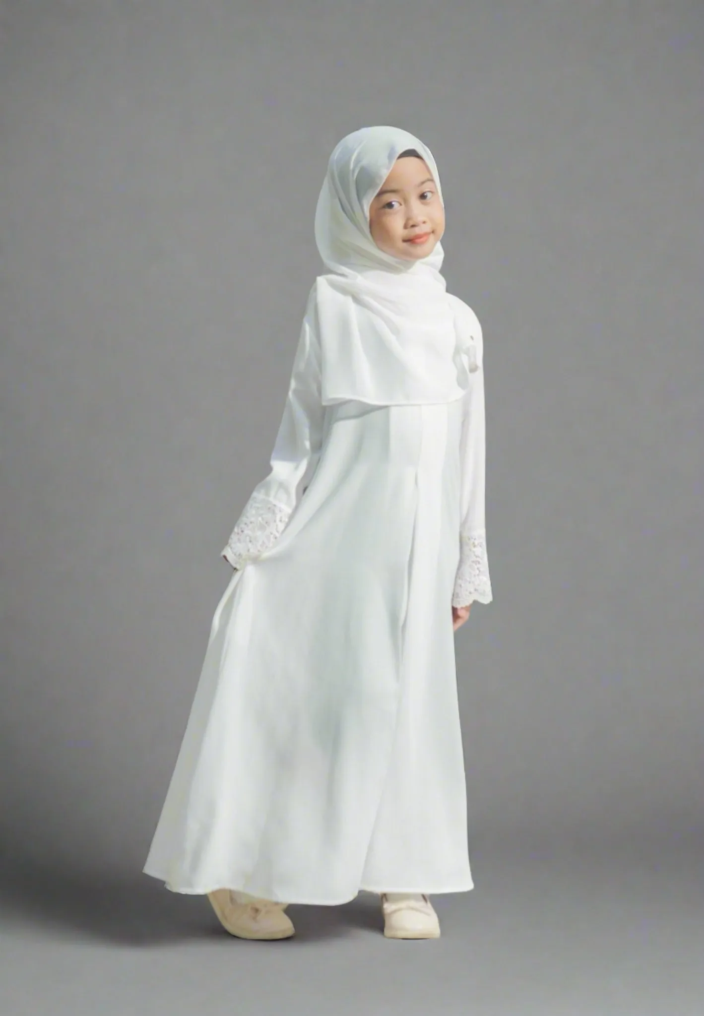 Meena Lace Abaya Anak