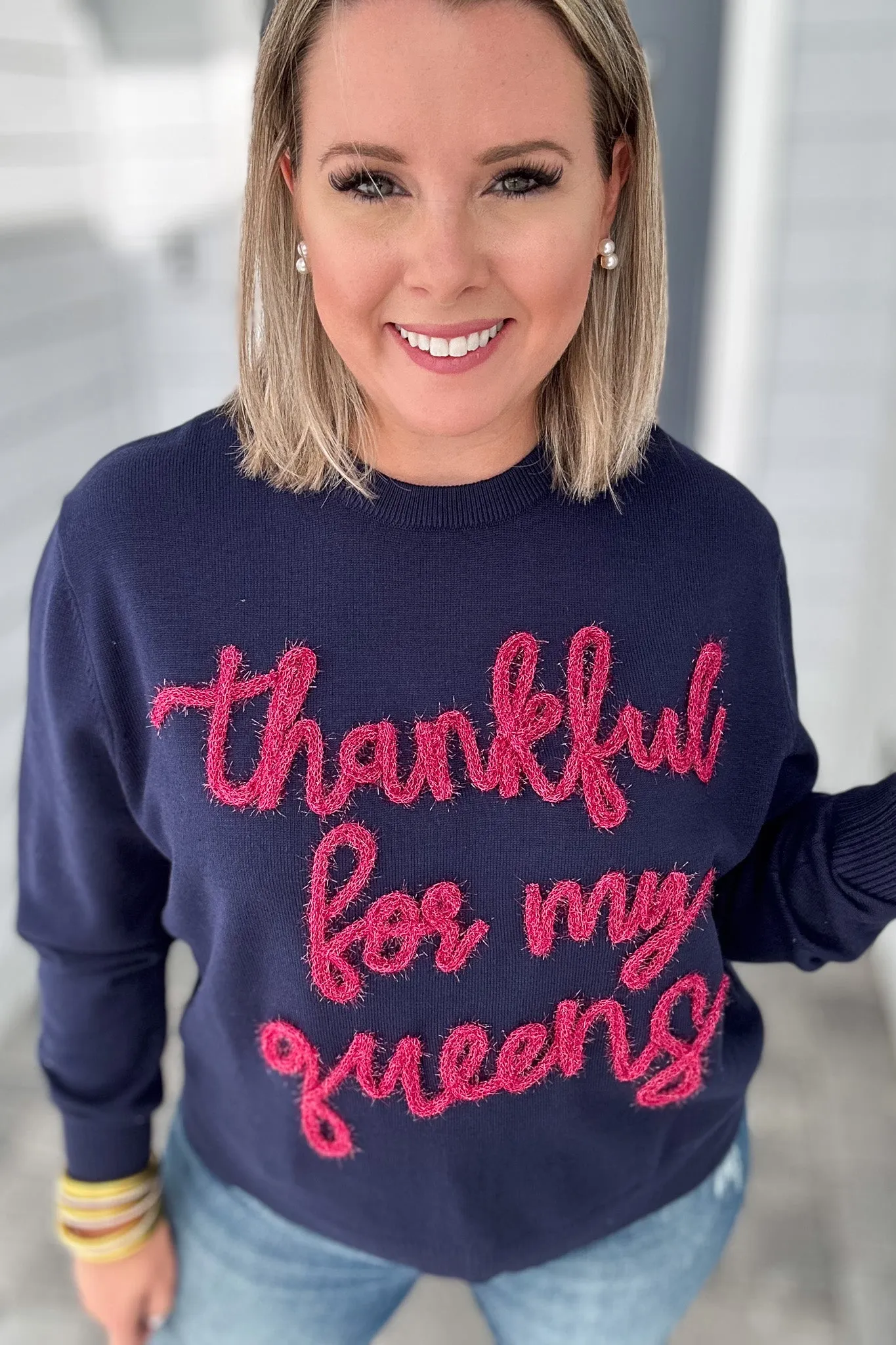 Queen Of Sparkles - Thankful For My Queens Glitter Script Sweater