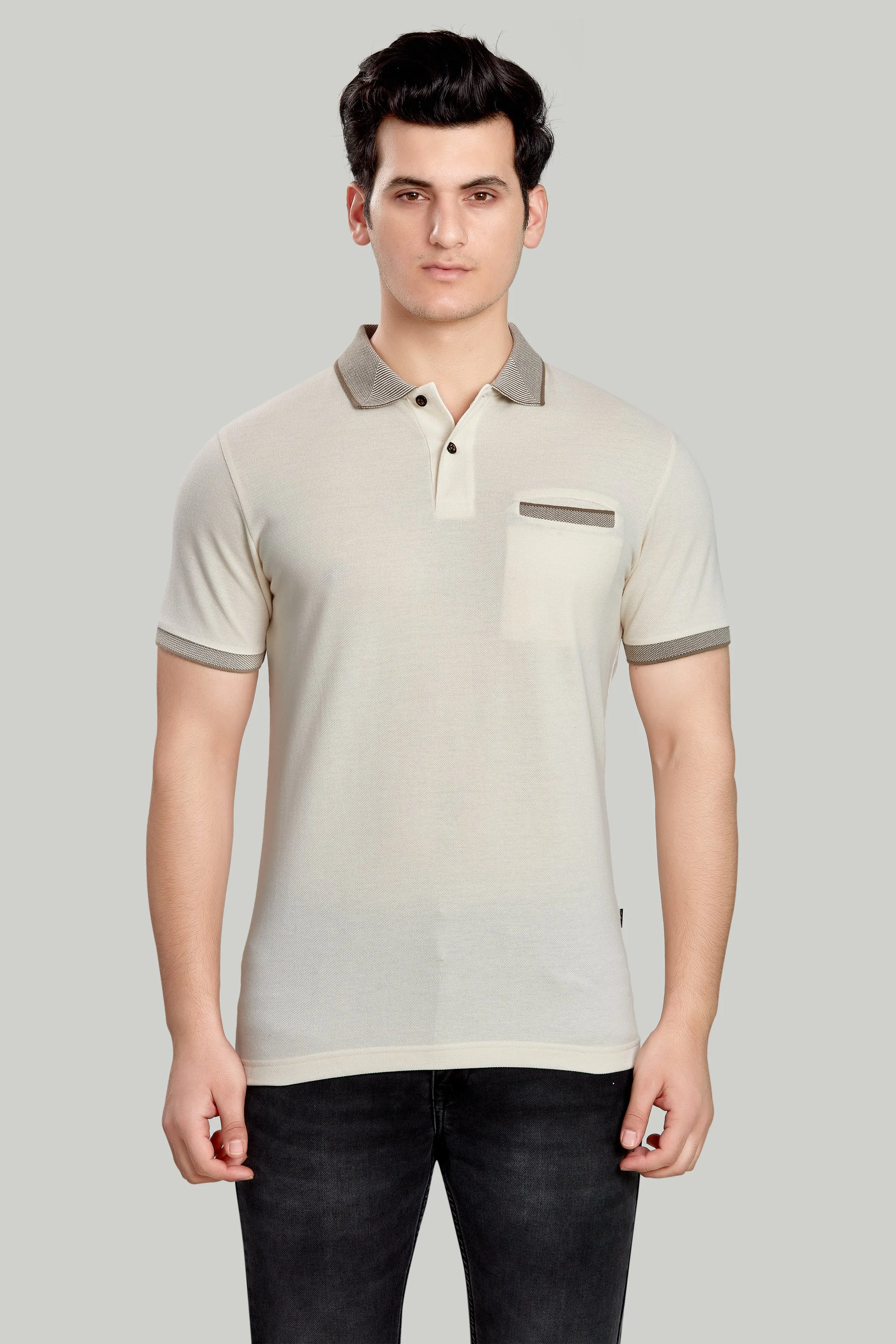 Solid Polo With Jacquard Collar