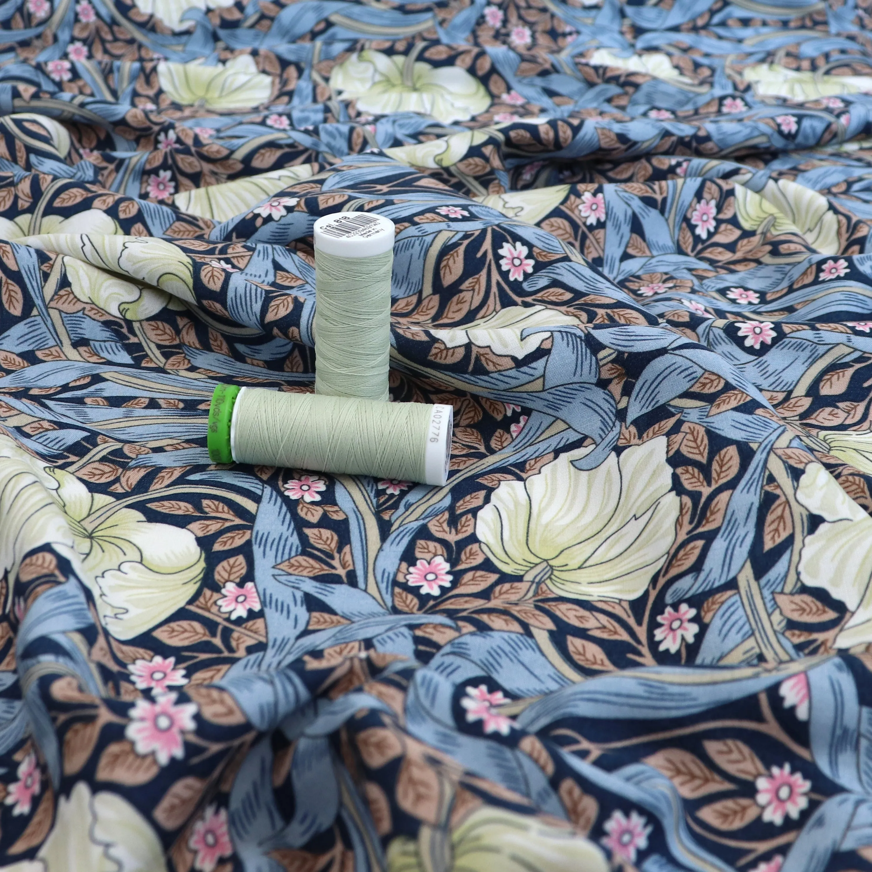 Viscose Lawn - Lily - Blue